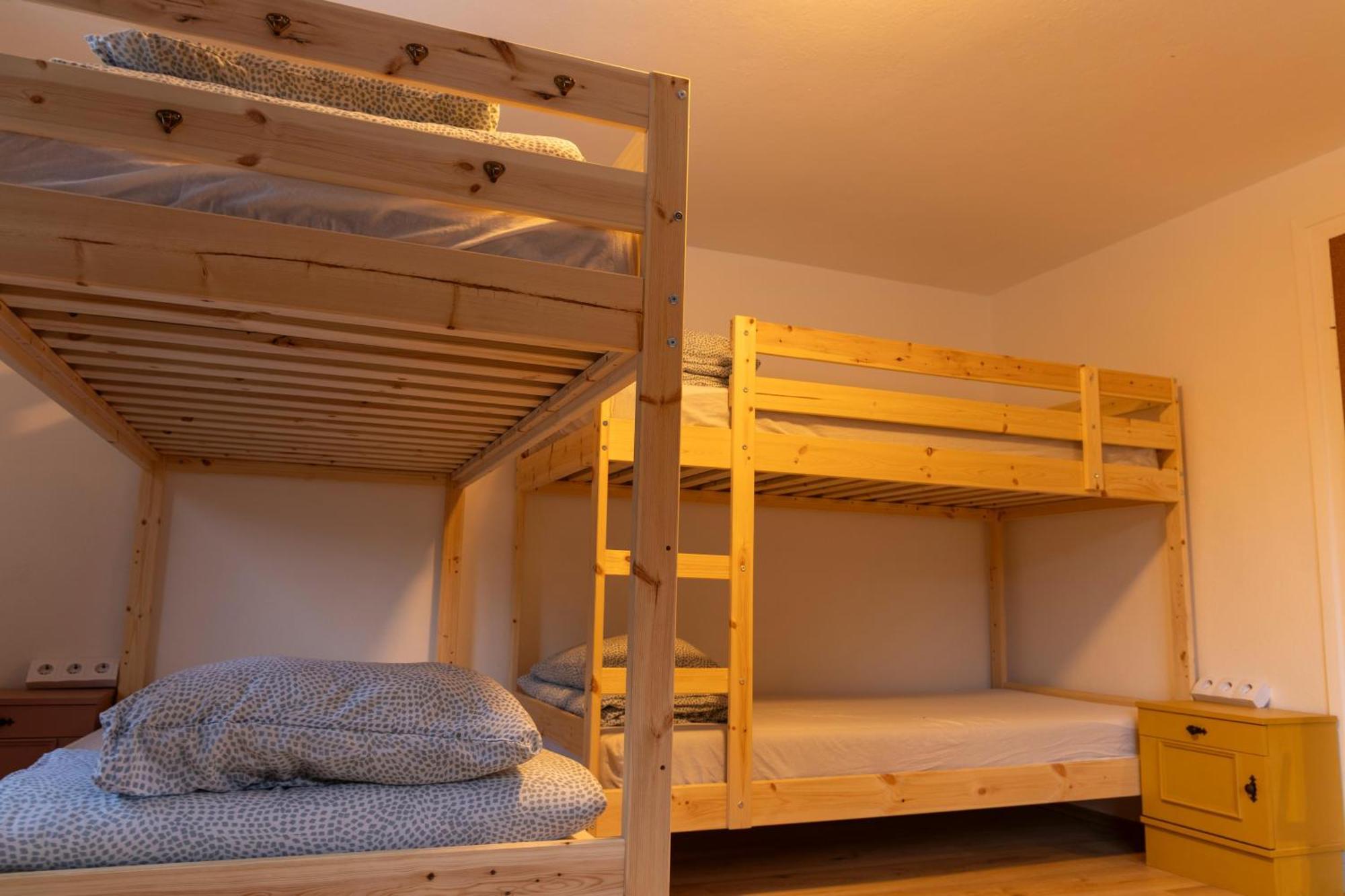 Backyard Mountain Hostel Mayrhofen Luaran gambar