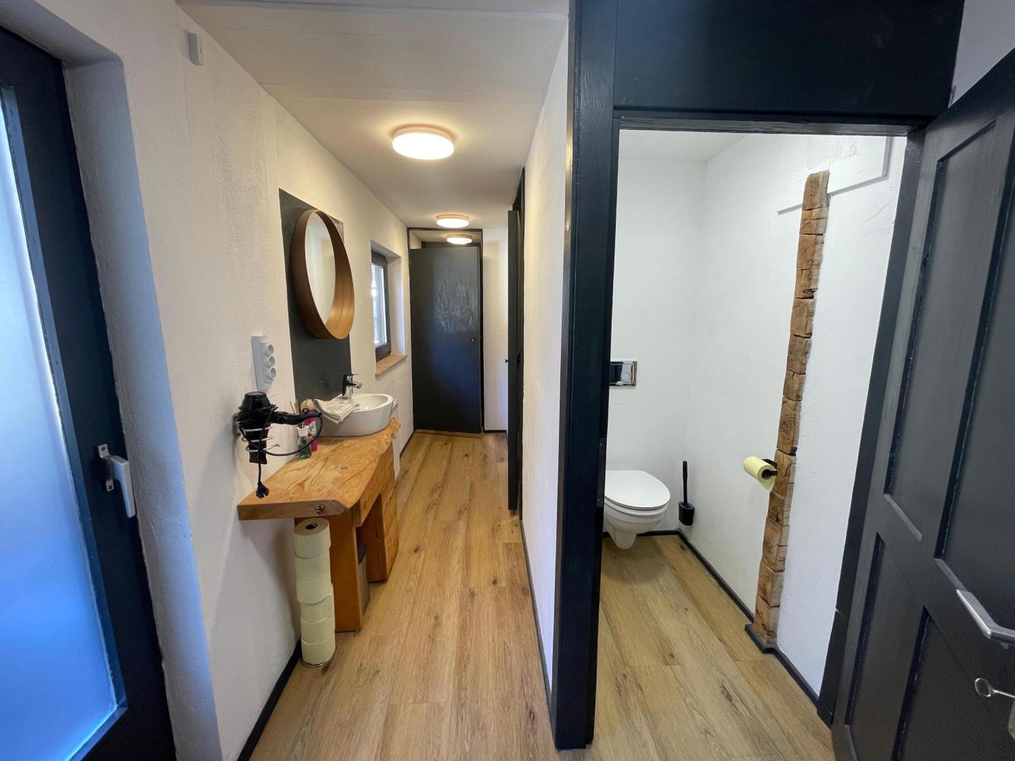 Backyard Mountain Hostel Mayrhofen Luaran gambar