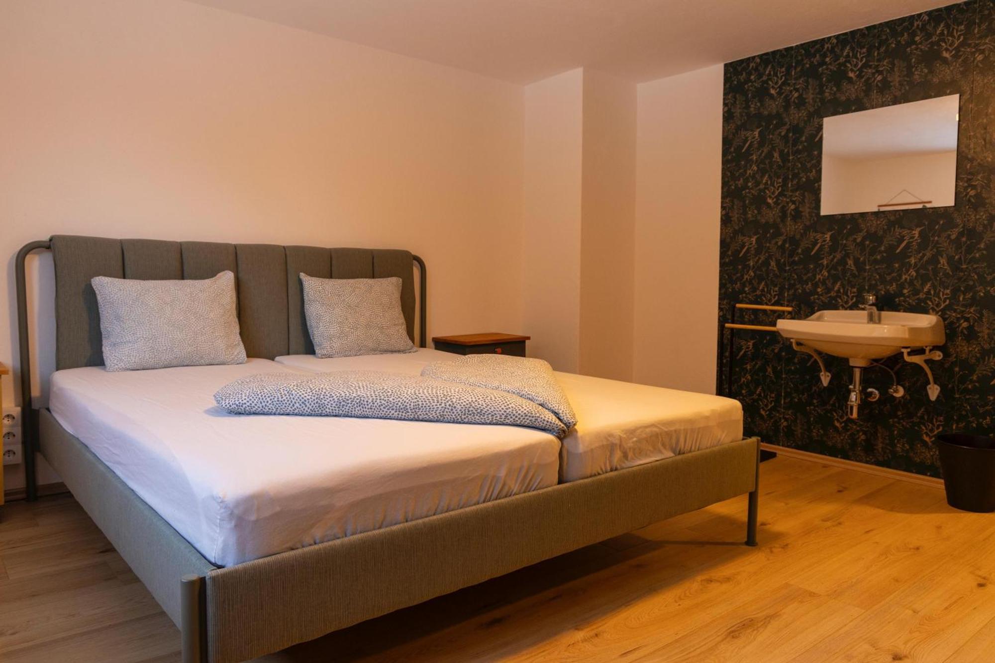 Backyard Mountain Hostel Mayrhofen Luaran gambar